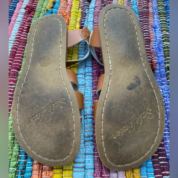 "The Original" Salt Water Sandals Tan Leather Women's 7/Youth 5 EUC - Picture 4 of 4